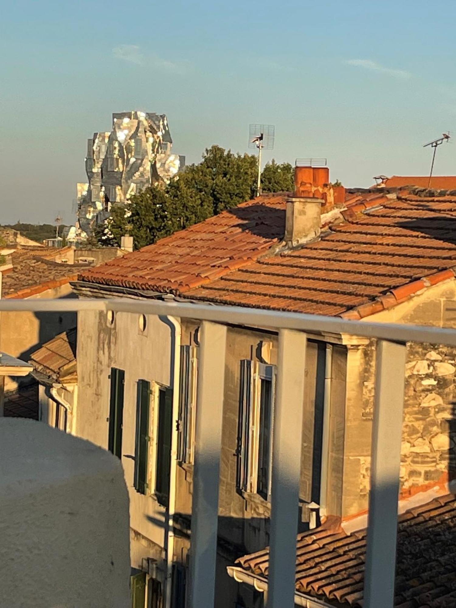 Le Petit Arles Apartment Bagian luar foto